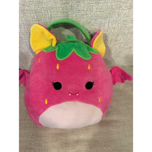 Squishmallows Other - Squishmallows Gwendolyn Neon Strawberry Bat Halloween Treat Pail Candy plush